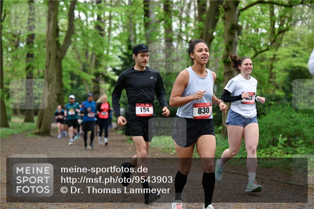 19.04.2026 - Hammer Lauf Dr. Thomas Lammeyer http://msf.ph/oto/9543903 19.04.2026 11:03:49 Laufen 109, 154, 830, 402 meine-sportfotos.de