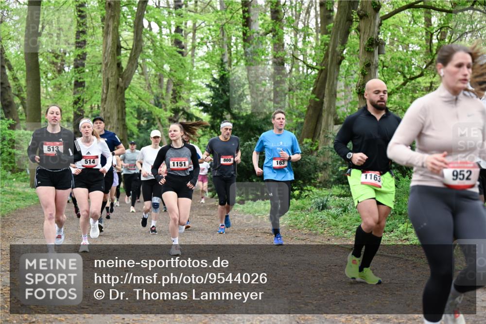 19.04.2026 - Hammer Lauf Dr. Thomas Lammeyer http://msf.ph/oto/9544026 19.04.2026 11:04:03 Laufen 513, 860, 163, 514, 1151, 1163, 952 meine-sportfotos.de