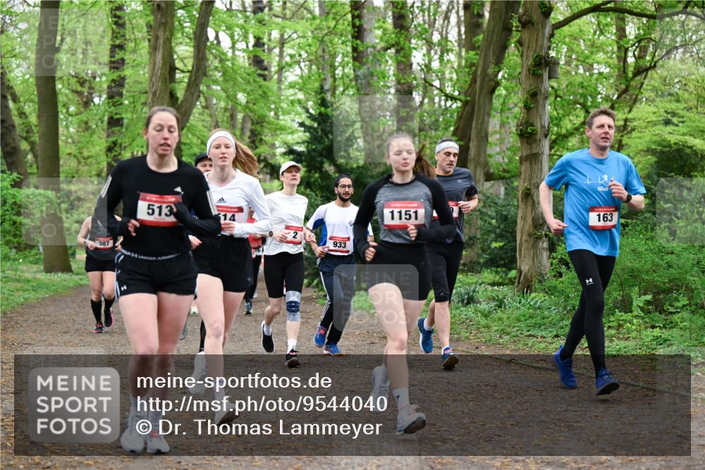 19.04.2026 - Hammer Lauf Dr. Thomas Lammeyer http://msf.ph/oto/9544040 19.04.2026 11:04:04 Laufen 987, 513, 933, 1151, 163 meine-sportfotos.de