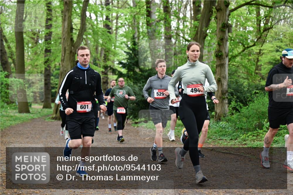 19.04.2026 - Hammer Lauf Dr. Thomas Lammeyer http://msf.ph/oto/9544103 19.04.2026 11:04:11 Laufen 601, 211, 529, 494 meine-sportfotos.de