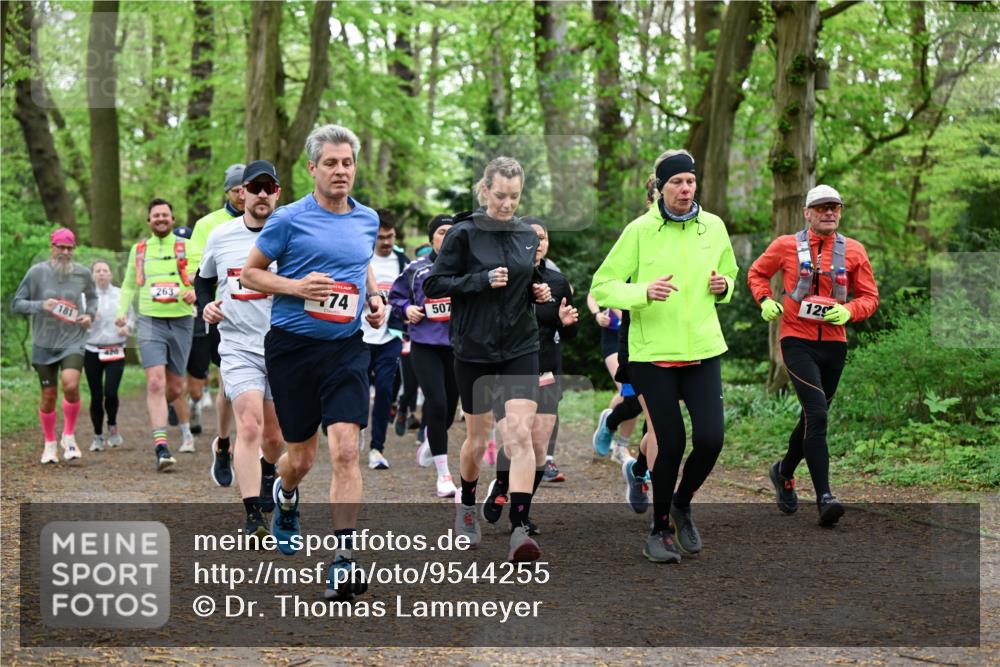 19.04.2026 - Hammer Lauf Dr. Thomas Lammeyer http://msf.ph/oto/9544255 19.04.2026 11:04:28 Laufen 420, 263, 129, 507 meine-sportfotos.de