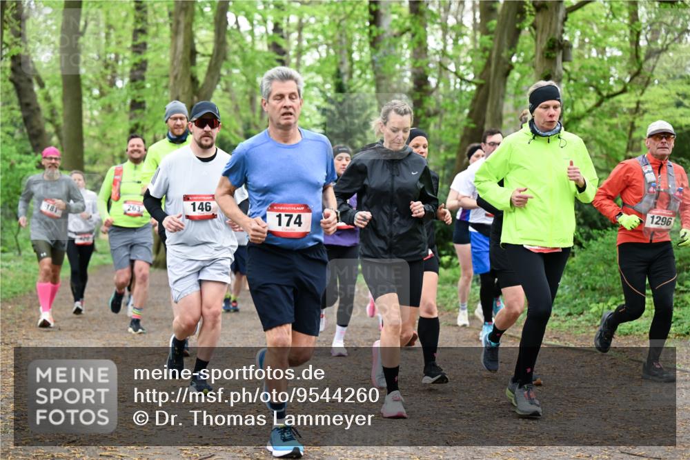 19.04.2026 - Hammer Lauf Dr. Thomas Lammeyer http://msf.ph/oto/9544260 19.04.2026 11:04:28 Laufen 181, 263, 146, 174, 1296 meine-sportfotos.de