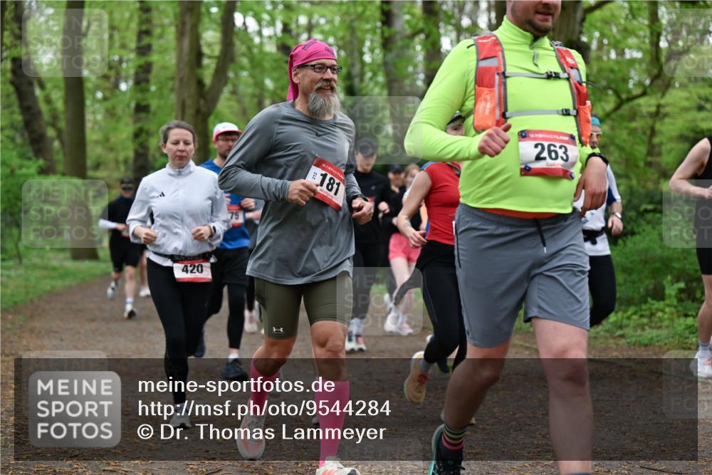 19.04.2026 - Hammer Lauf Dr. Thomas Lammeyer http://msf.ph/oto/9544284 19.04.2026 11:04:31 Laufen 420, 181, 263 meine-sportfotos.de