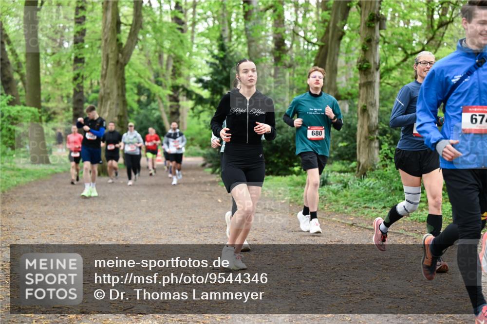 19.04.2026 - Hammer Lauf Dr. Thomas Lammeyer http://msf.ph/oto/9544346 19.04.2026 11:04:38 Laufen 680 meine-sportfotos.de