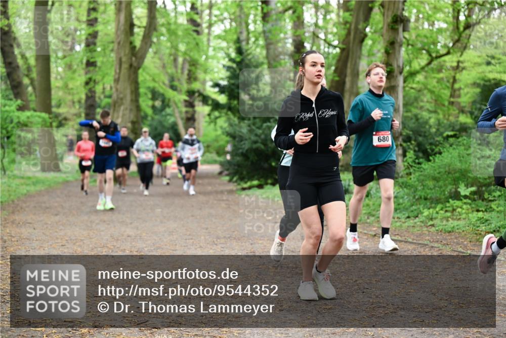 19.04.2026 - Hammer Lauf Dr. Thomas Lammeyer http://msf.ph/oto/9544352 19.04.2026 11:04:38 Laufen 680 meine-sportfotos.de