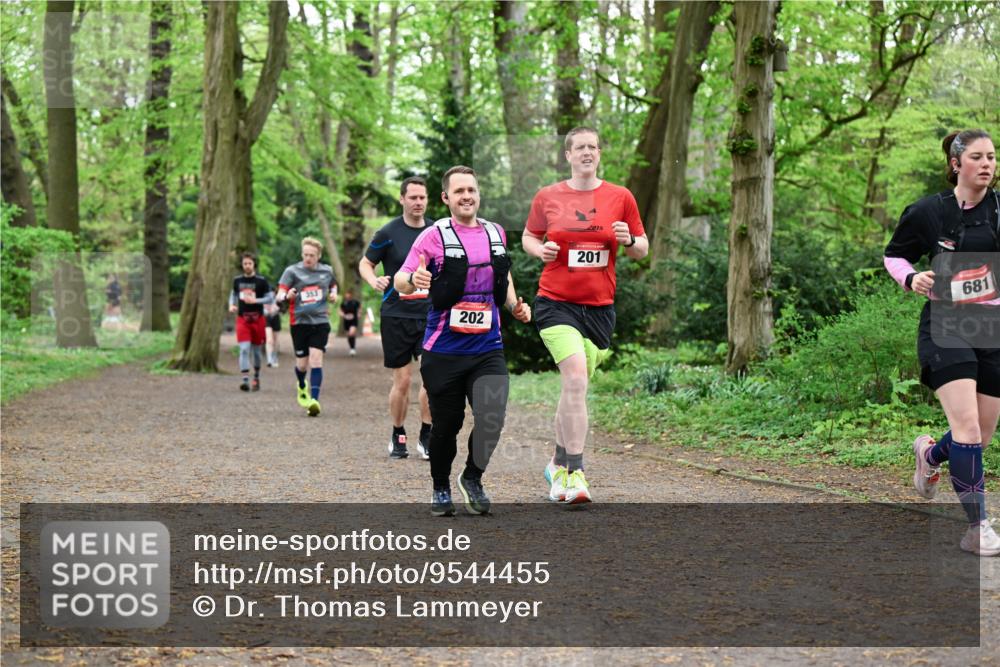19.04.2026 - Hammer Lauf Dr. Thomas Lammeyer http://msf.ph/oto/9544455 19.04.2026 11:04:49 Laufen 353, 202, 2015, 201, 681 meine-sportfotos.de