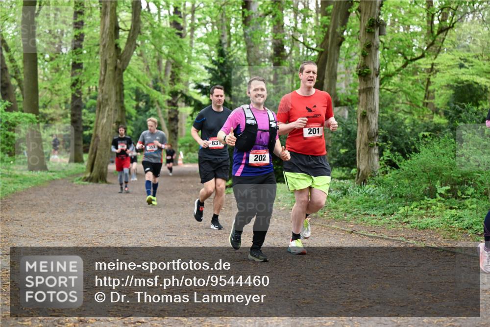 19.04.2026 - Hammer Lauf Dr. Thomas Lammeyer http://msf.ph/oto/9544460 19.04.2026 11:04:49 Laufen 353, 202, 2015, 201 meine-sportfotos.de