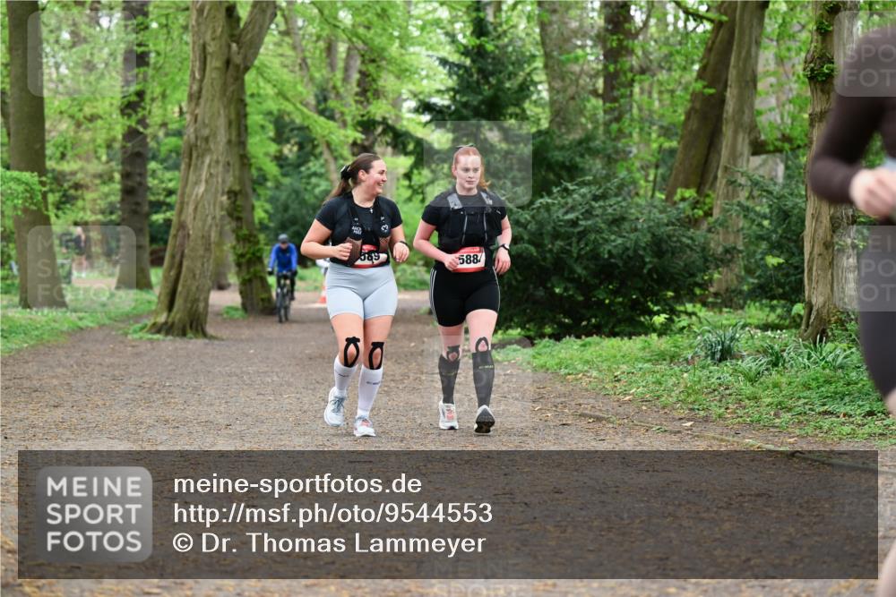 19.04.2026 - Hammer Lauf Dr. Thomas Lammeyer http://msf.ph/oto/9544553 19.04.2026 11:05:05 Laufen 589, 588 meine-sportfotos.de