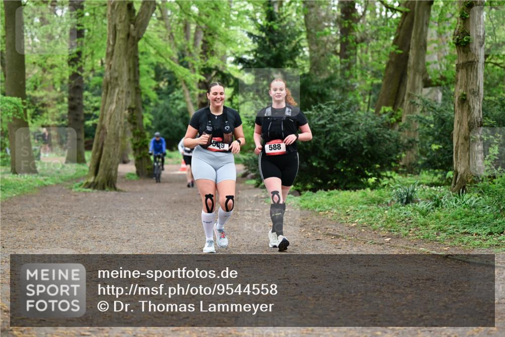 19.04.2026 - Hammer Lauf Dr. Thomas Lammeyer http://msf.ph/oto/9544558 19.04.2026 11:05:05 Laufen 589, 588 meine-sportfotos.de