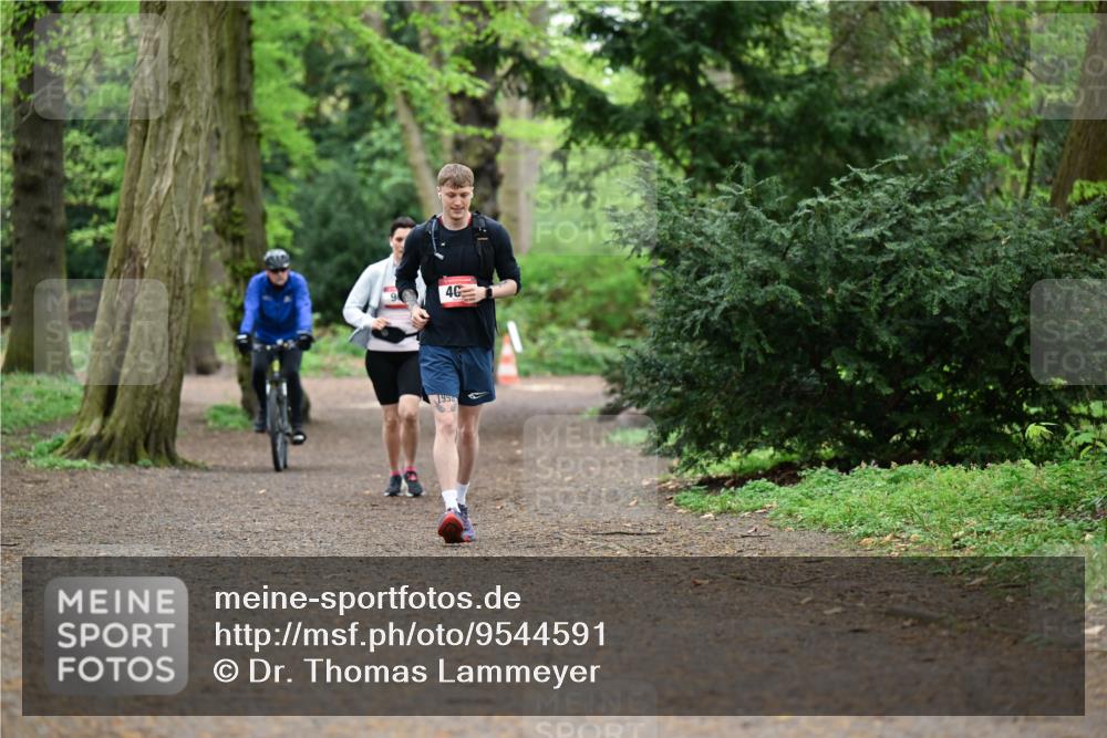 19.04.2026 - Hammer Lauf Dr. Thomas Lammeyer http://msf.ph/oto/9544591 19.04.2026 11:05:11 Laufen 1996 meine-sportfotos.de