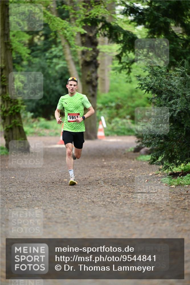 19.04.2026 - Hammer Lauf Dr. Thomas Lammeyer http://msf.ph/oto/9544841 19.04.2026 11:19:49 Laufen 1911 meine-sportfotos.de