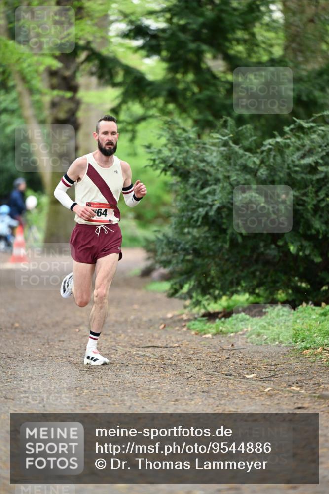 19.04.2026 - Hammer Lauf Dr. Thomas Lammeyer http://msf.ph/oto/9544886 19.04.2026 11:20:48 Laufen 564 meine-sportfotos.de