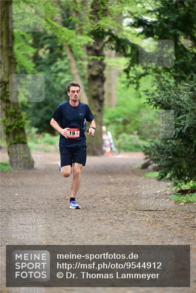 19.04.2026 - Hammer Lauf Dr. Thomas Lammeyer http://msf.ph/oto/9544912 19.04.2026 11:21:02 Laufen 191 meine-sportfotos.de