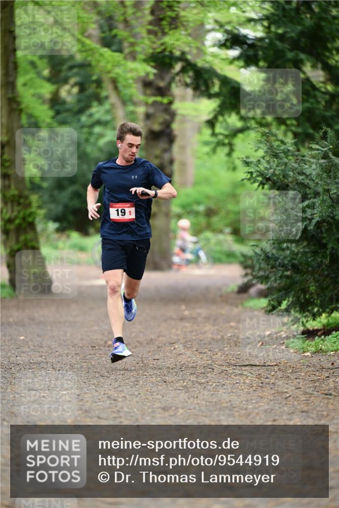 19.04.2026 - Hammer Lauf Dr. Thomas Lammeyer http://msf.ph/oto/9544919 19.04.2026 11:21:03 Laufen 191 meine-sportfotos.de