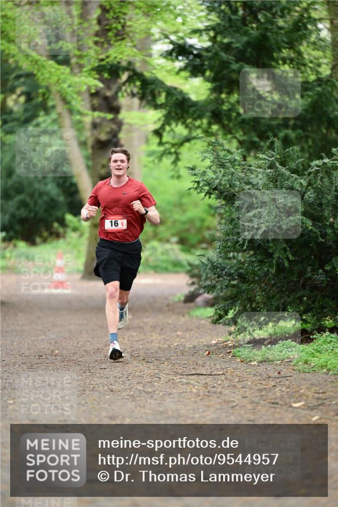 19.04.2026 - Hammer Lauf Dr. Thomas Lammeyer http://msf.ph/oto/9544957 19.04.2026 11:22:02 Laufen 161 meine-sportfotos.de