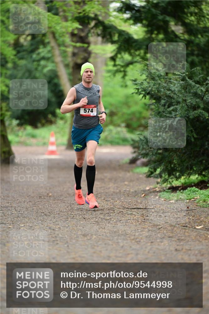 19.04.2026 - Hammer Lauf Dr. Thomas Lammeyer http://msf.ph/oto/9544998 19.04.2026 11:22:13 Laufen 574 meine-sportfotos.de