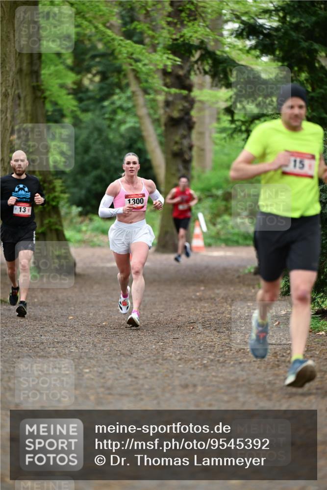 19.04.2026 - Hammer Lauf Dr. Thomas Lammeyer http://msf.ph/oto/9545392 19.04.2026 11:24:27 Laufen 1300 meine-sportfotos.de