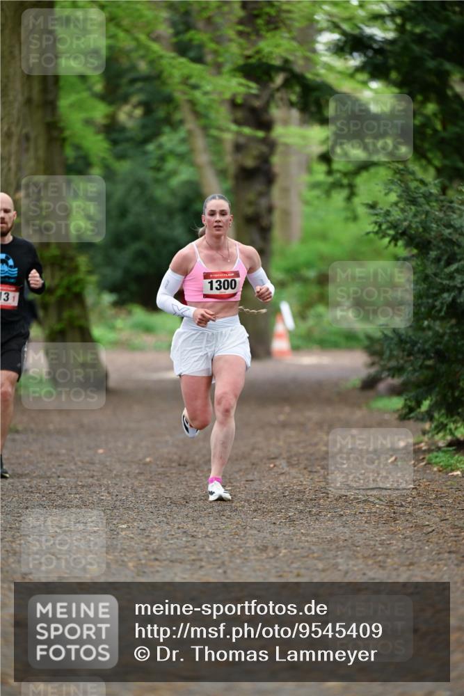 19.04.2026 - Hammer Lauf Dr. Thomas Lammeyer http://msf.ph/oto/9545409 19.04.2026 11:24:29 Laufen 131, 1300 meine-sportfotos.de