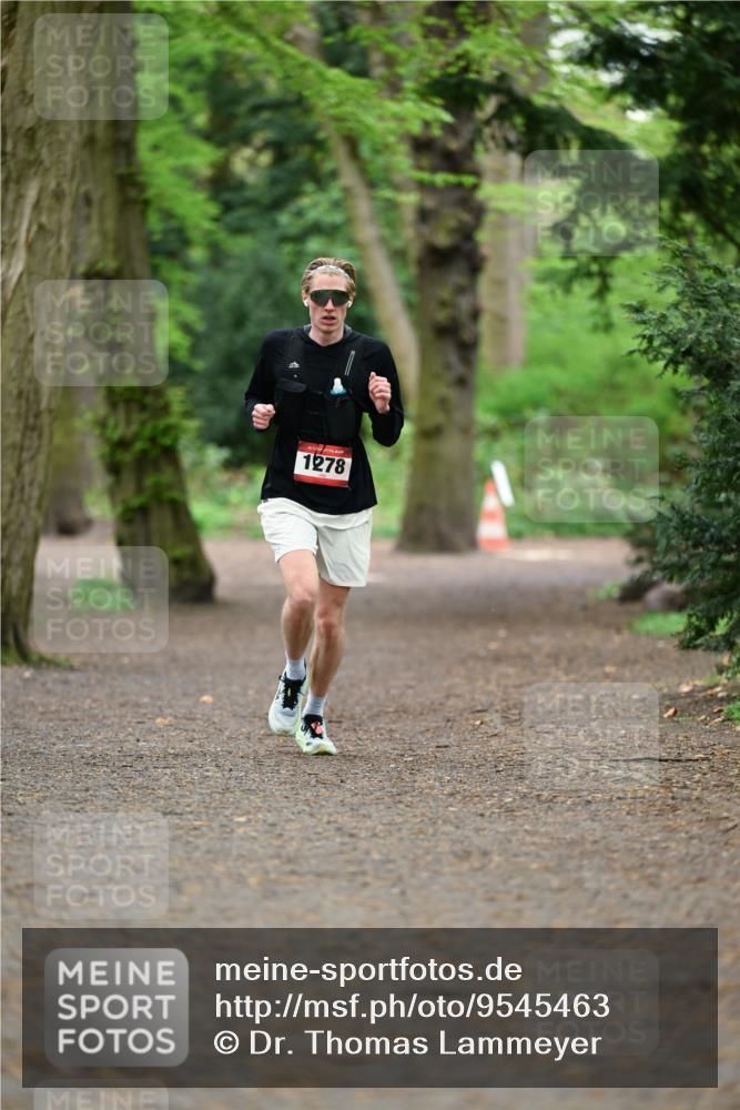 19.04.2026 - Hammer Lauf Dr. Thomas Lammeyer http://msf.ph/oto/9545463 19.04.2026 11:24:44 Laufen 1278 meine-sportfotos.de