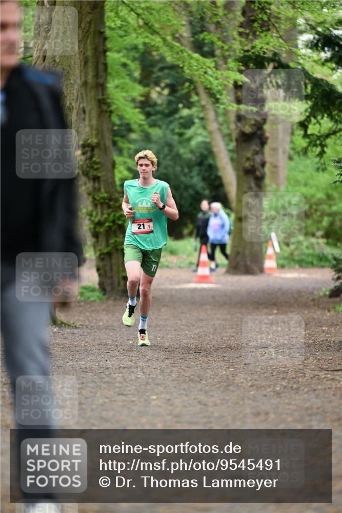 19.04.2026 - Hammer Lauf Dr. Thomas Lammeyer http://msf.ph/oto/9545491 19.04.2026 11:24:59 Laufen 211 meine-sportfotos.de