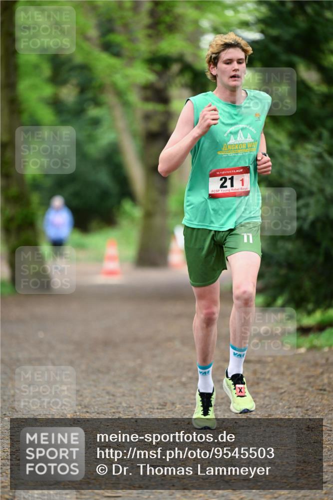 19.04.2026 - Hammer Lauf Dr. Thomas Lammeyer http://msf.ph/oto/9545503 19.04.2026 11:25:03 Laufen 211 meine-sportfotos.de