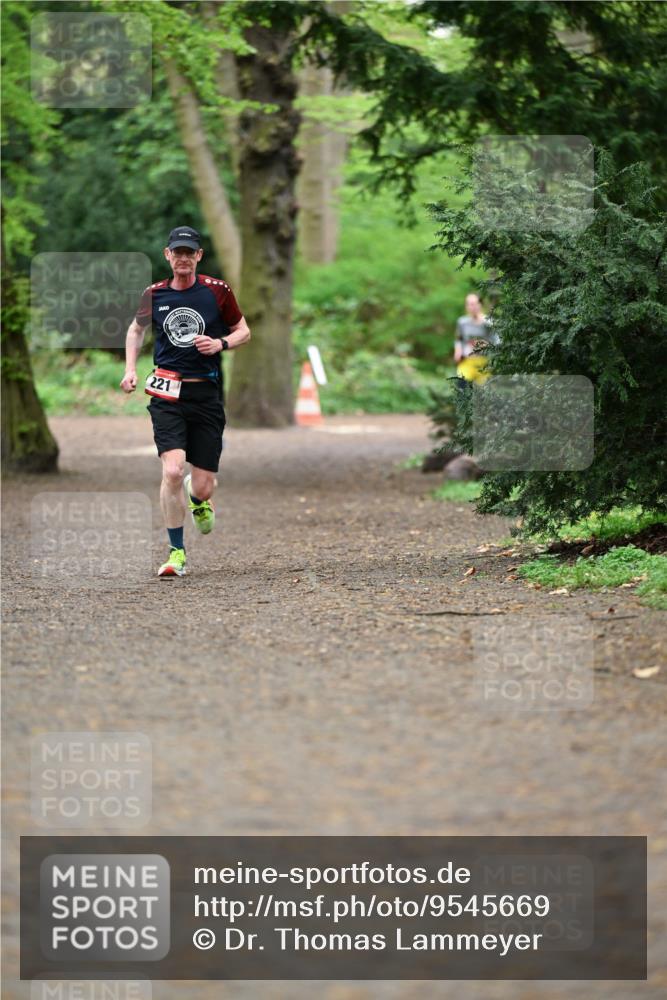 19.04.2026 - Hammer Lauf Dr. Thomas Lammeyer http://msf.ph/oto/9545669 19.04.2026 11:26:01 Laufen 221 meine-sportfotos.de