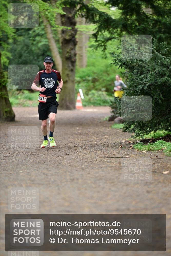 19.04.2026 - Hammer Lauf Dr. Thomas Lammeyer http://msf.ph/oto/9545670 19.04.2026 11:26:01 Laufen 221 meine-sportfotos.de