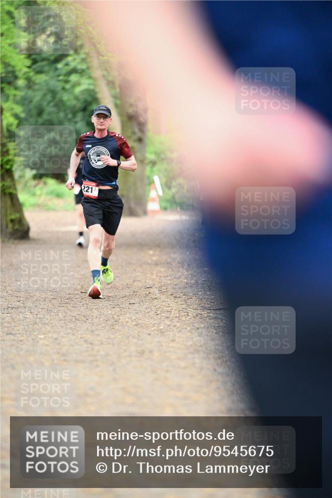 19.04.2026 - Hammer Lauf Dr. Thomas Lammeyer http://msf.ph/oto/9545675 19.04.2026 11:26:02 Laufen 221 meine-sportfotos.de