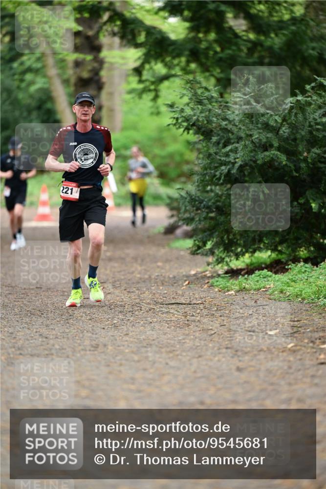 19.04.2026 - Hammer Lauf Dr. Thomas Lammeyer http://msf.ph/oto/9545681 19.04.2026 11:26:03 Laufen 221 meine-sportfotos.de