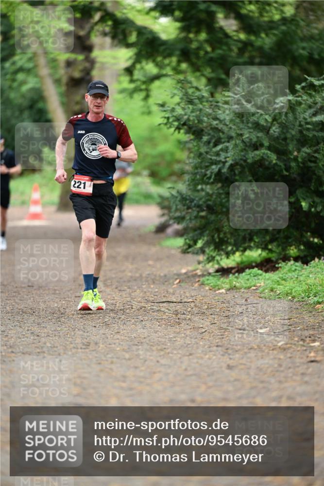19.04.2026 - Hammer Lauf Dr. Thomas Lammeyer http://msf.ph/oto/9545686 19.04.2026 11:26:03 Laufen 221 meine-sportfotos.de