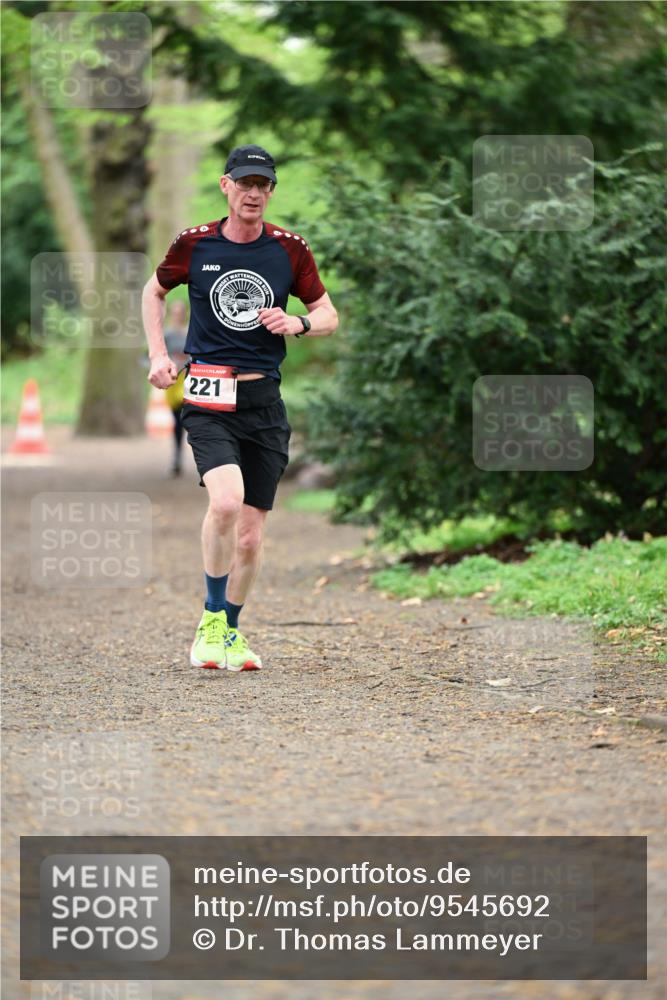 19.04.2026 - Hammer Lauf Dr. Thomas Lammeyer http://msf.ph/oto/9545692 19.04.2026 11:26:04 Laufen 221 meine-sportfotos.de