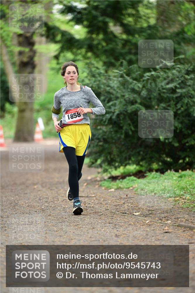 19.04.2026 - Hammer Lauf Dr. Thomas Lammeyer http://msf.ph/oto/9545743 19.04.2026 11:26:14 Laufen 1858 meine-sportfotos.de