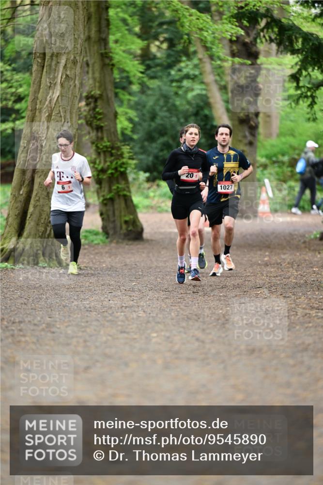 19.04.2026 - Hammer Lauf Dr. Thomas Lammeyer http://msf.ph/oto/9545890 19.04.2026 11:26:45 Laufen 1027 meine-sportfotos.de