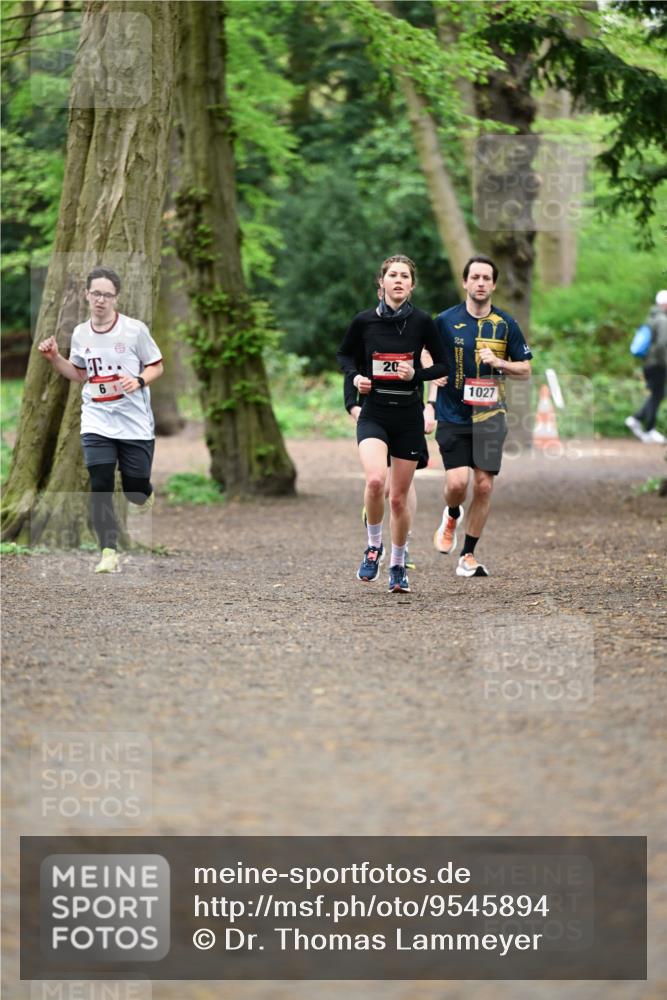 19.04.2026 - Hammer Lauf Dr. Thomas Lammeyer http://msf.ph/oto/9545894 19.04.2026 11:26:46 Laufen 1027 meine-sportfotos.de