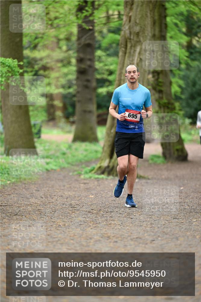 19.04.2026 - Hammer Lauf Dr. Thomas Lammeyer http://msf.ph/oto/9545950 19.04.2026 11:26:59 Laufen 695 meine-sportfotos.de