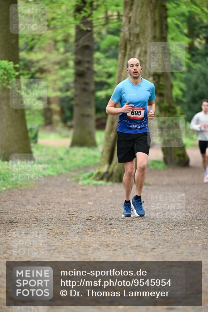 19.04.2026 - Hammer Lauf Dr. Thomas Lammeyer http://msf.ph/oto/9545954 19.04.2026 11:27:00 Laufen 695 meine-sportfotos.de