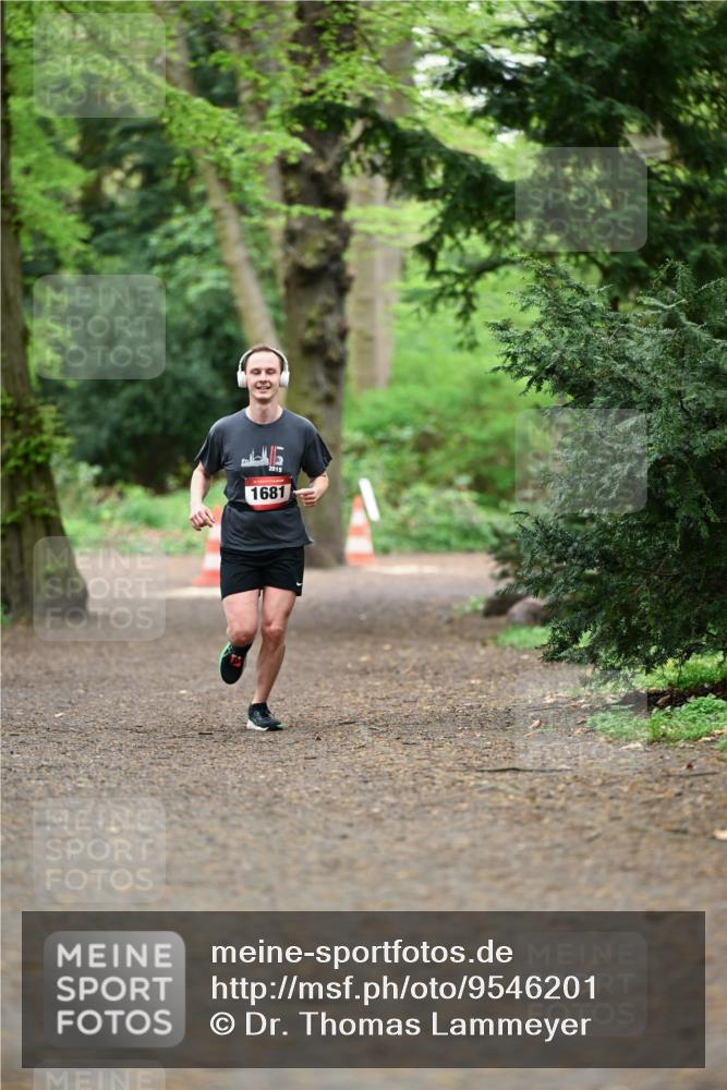 19.04.2026 - Hammer Lauf Dr. Thomas Lammeyer http://msf.ph/oto/9546201 19.04.2026 11:28:01 Laufen 2015, 1681 meine-sportfotos.de