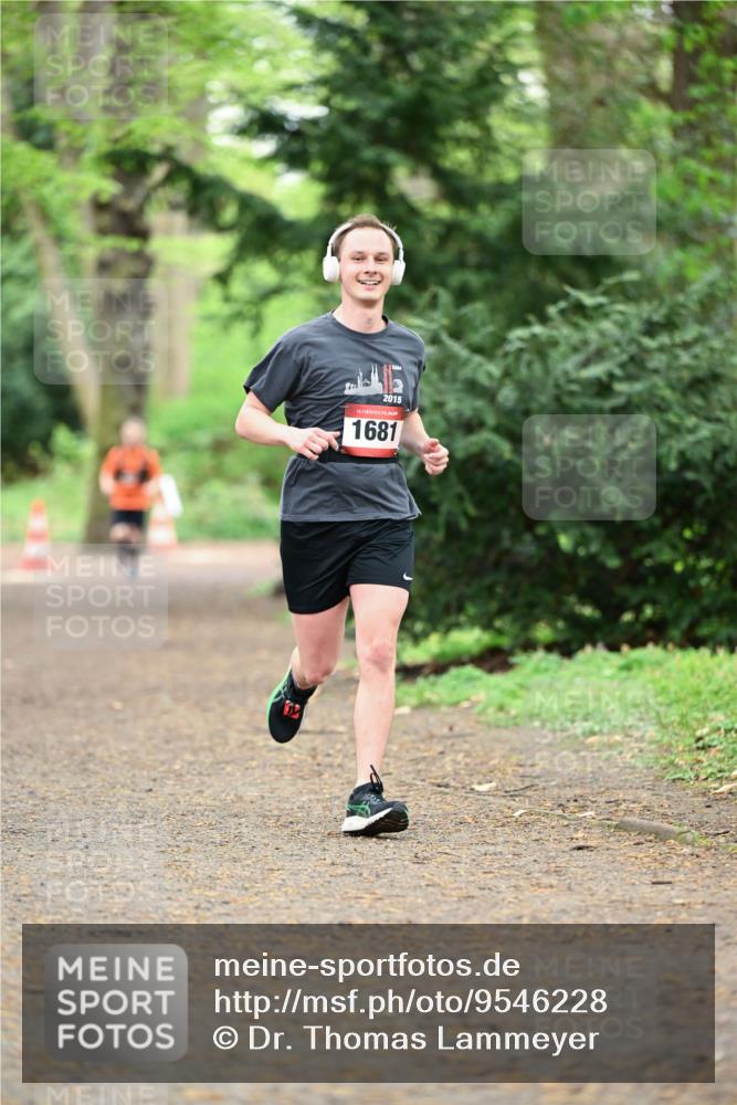19.04.2026 - Hammer Lauf Dr. Thomas Lammeyer http://msf.ph/oto/9546228 19.04.2026 11:28:04 Laufen 2015, 1681 meine-sportfotos.de