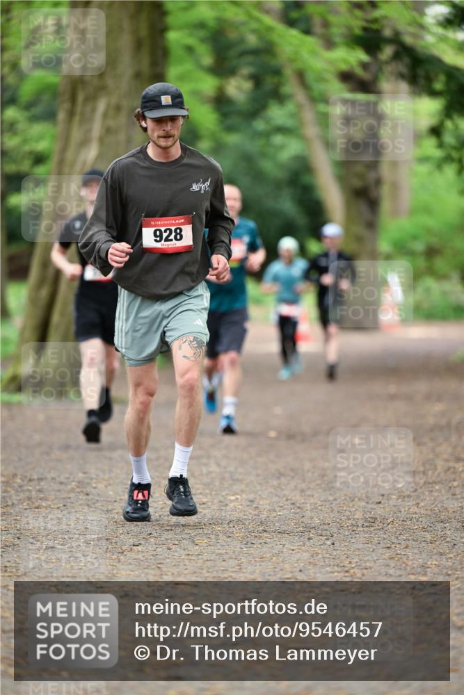 19.04.2026 - Hammer Lauf Dr. Thomas Lammeyer http://msf.ph/oto/9546457 19.04.2026 11:29:27 Laufen 928 meine-sportfotos.de