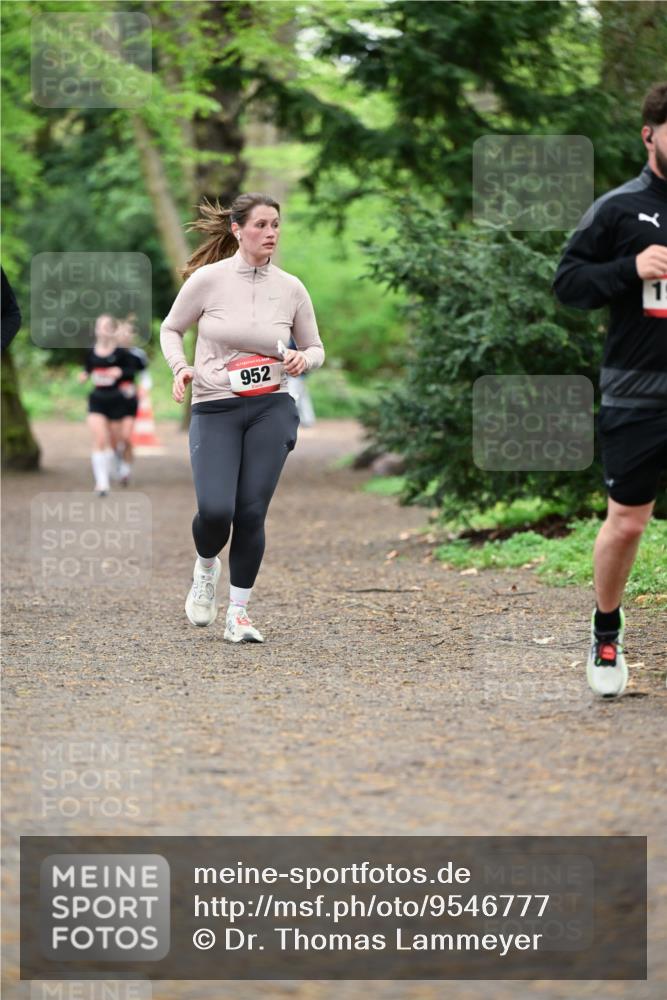 19.04.2026 - Hammer Lauf Dr. Thomas Lammeyer http://msf.ph/oto/9546777 19.04.2026 11:30:17 Laufen 952 meine-sportfotos.de