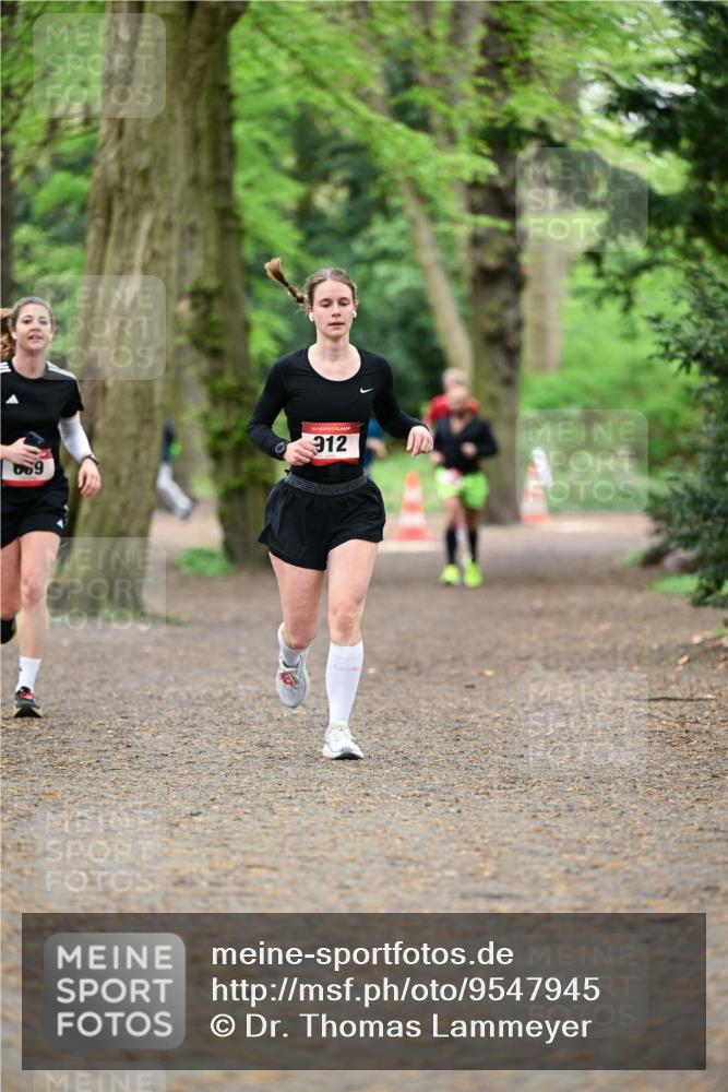 19.04.2026 - Hammer Lauf Dr. Thomas Lammeyer http://msf.ph/oto/9547945 19.04.2026 11:30:26 Laufen 669, 912 meine-sportfotos.de