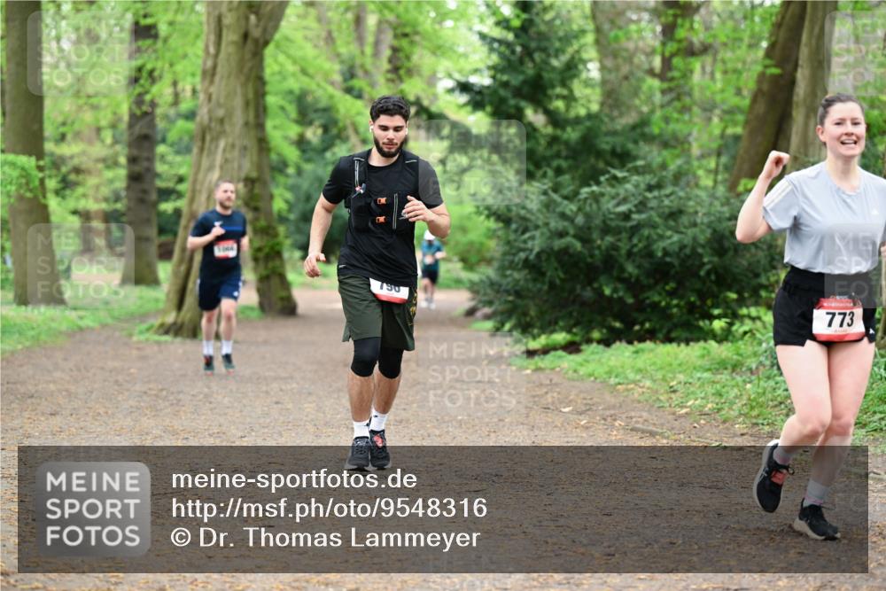 19.04.2026 - Hammer Lauf Dr. Thomas Lammeyer http://msf.ph/oto/9548316 19.04.2026 11:31:57 Laufen 790, 773 meine-sportfotos.de