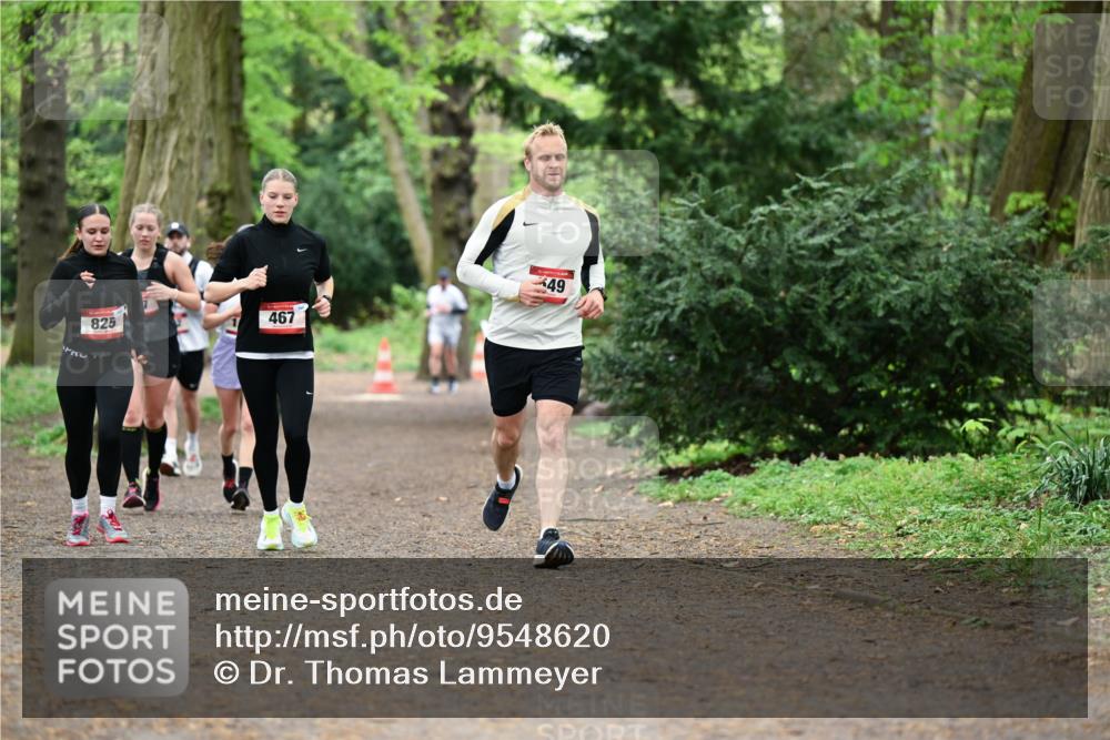 19.04.2026 - Hammer Lauf Dr. Thomas Lammeyer http://msf.ph/oto/9548620 19.04.2026 11:33:15 Laufen 825, 467 meine-sportfotos.de