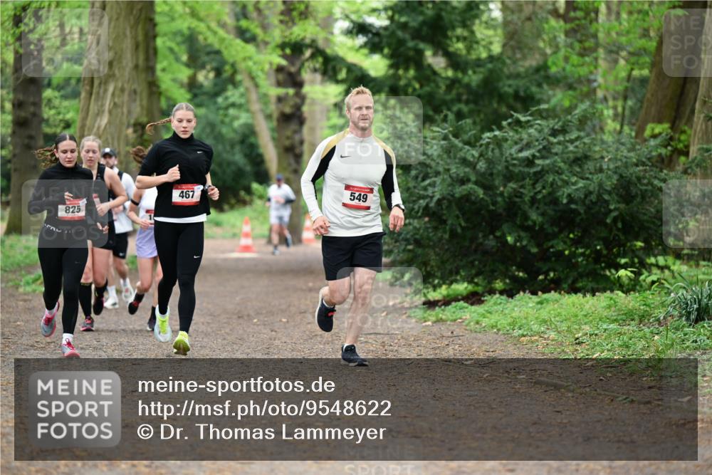 19.04.2026 - Hammer Lauf Dr. Thomas Lammeyer http://msf.ph/oto/9548622 19.04.2026 11:33:15 Laufen 825, 549, 467 meine-sportfotos.de