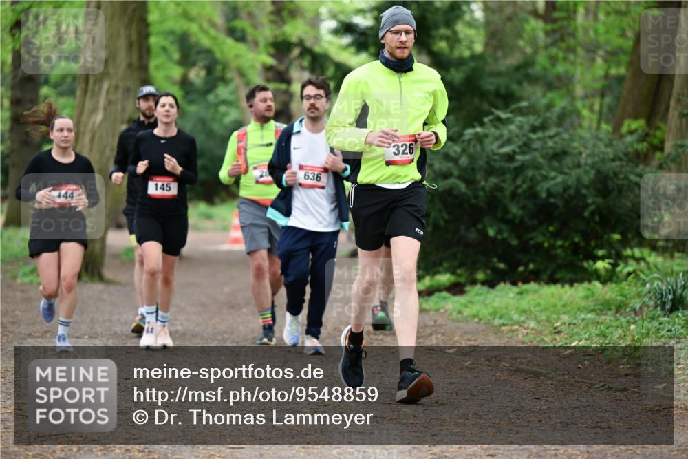19.04.2026 - Hammer Lauf Dr. Thomas Lammeyer http://msf.ph/oto/9548859 19.04.2026 11:33:51 Laufen 145, 144, 636, 326 meine-sportfotos.de