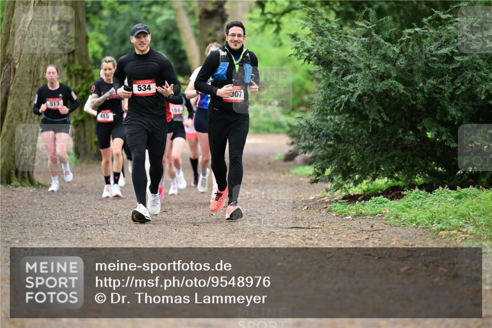 19.04.2026 - Hammer Lauf Dr. Thomas Lammeyer http://msf.ph/oto/9548976 19.04.2026 11:34:22 Laufen 513, 415, 534, 151, 307 meine-sportfotos.de
