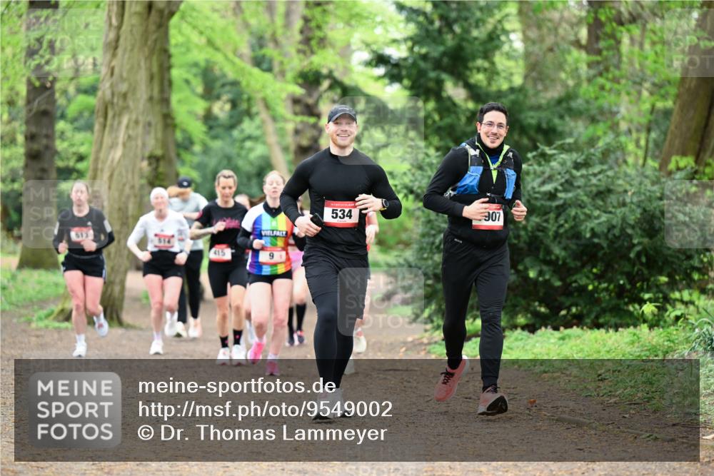 19.04.2026 - Hammer Lauf Dr. Thomas Lammeyer http://msf.ph/oto/9549002 19.04.2026 11:34:25 Laufen 534, 513, 415, 907 meine-sportfotos.de