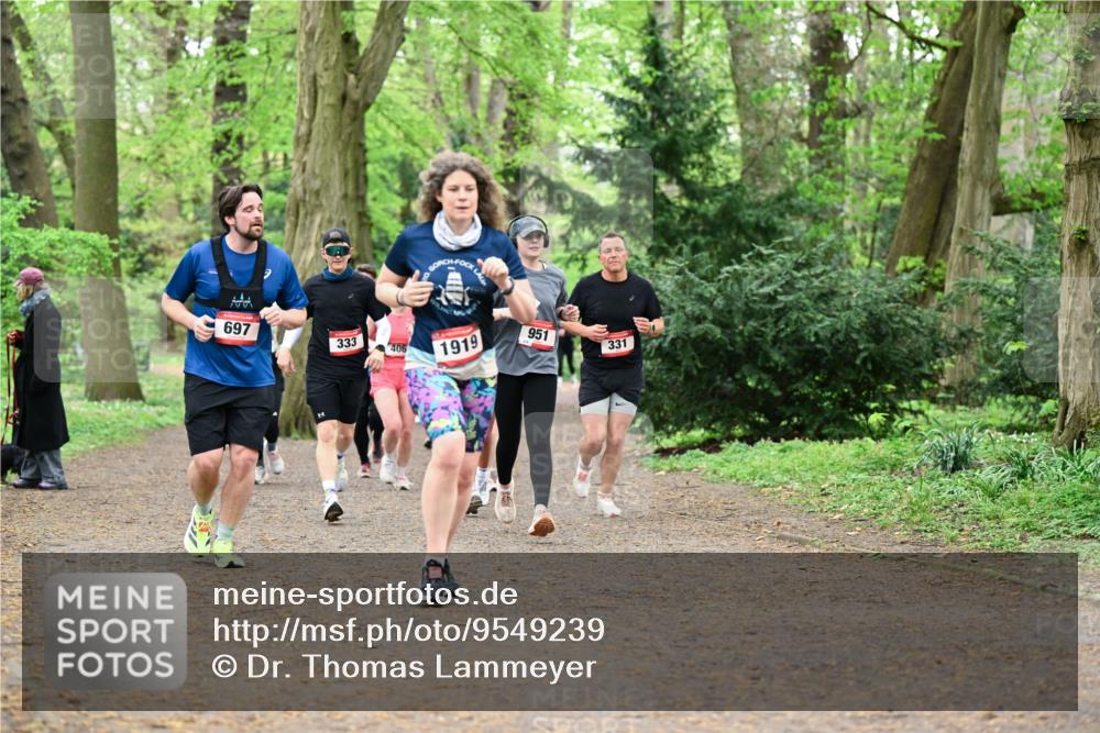 19.04.2026 - Hammer Lauf Dr. Thomas Lammeyer http://msf.ph/oto/9549239 19.04.2026 11:35:20 Laufen 697, 333, 406, 1919, 951, 331 meine-sportfotos.de