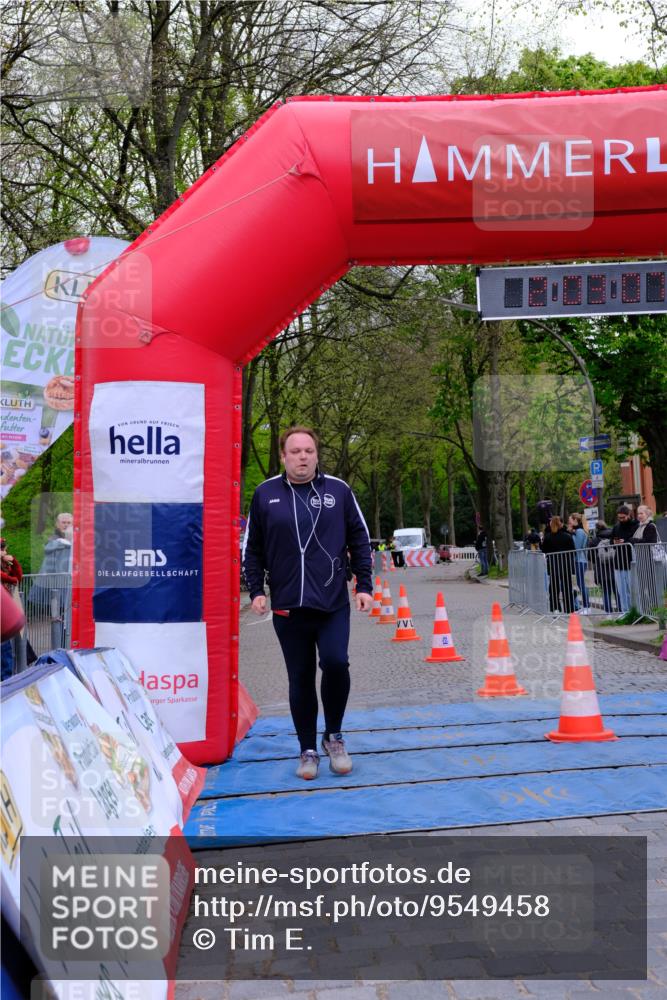 19.04.2026 - Hammer Lauf Tim E. http://msf.ph/oto/9549458 19.04.2026 13:03:14 Ziel 342, 933 meine-sportfotos.de