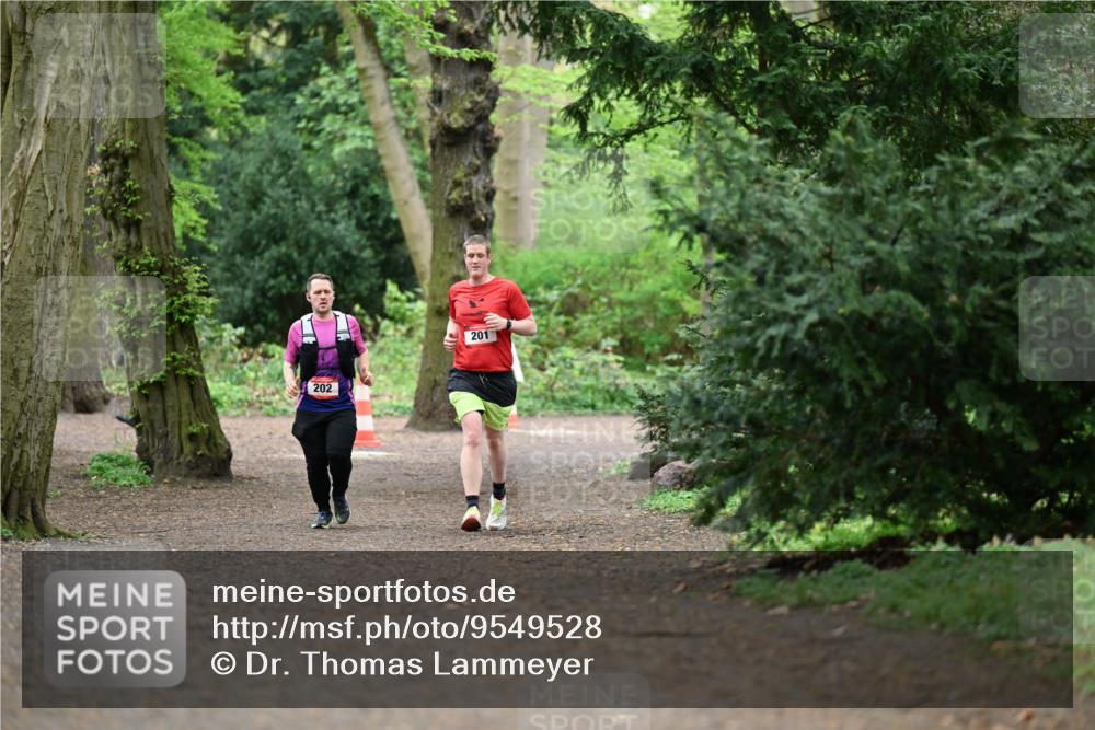 19.04.2026 - Hammer Lauf Dr. Thomas Lammeyer http://msf.ph/oto/9549528 19.04.2026 11:36:34 Laufen 202, 201 meine-sportfotos.de